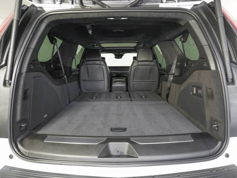 2026 Cadillac Escalade-V ESV