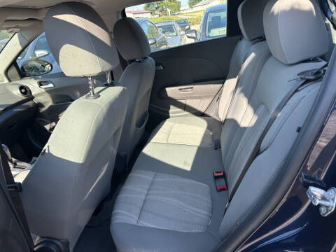 2016 Chevrolet Sonic LT Auto