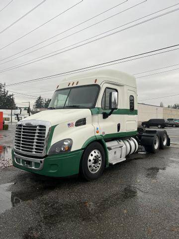 2016 Freightliner Cascadia for sale at MK MOTORS in Marysville WA
