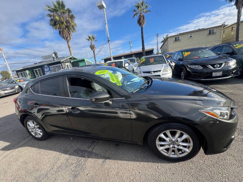 2016 Mazda MAZDA3 i Sport