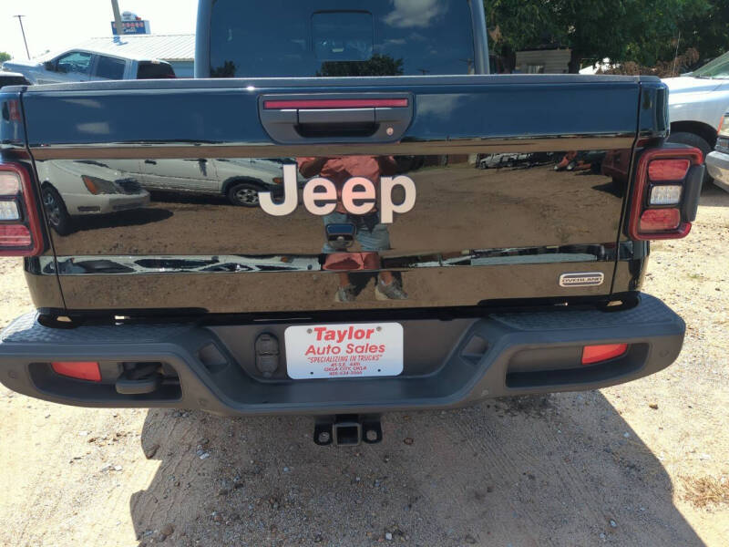 2021 Jeep Gladiator Overland