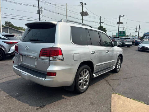 2013 Lexus LX 570