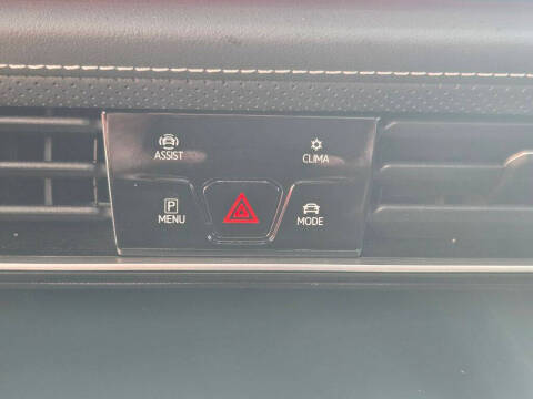 2024 Volkswagen Atlas Cross Sport SEL Premium R-Line 4Motion