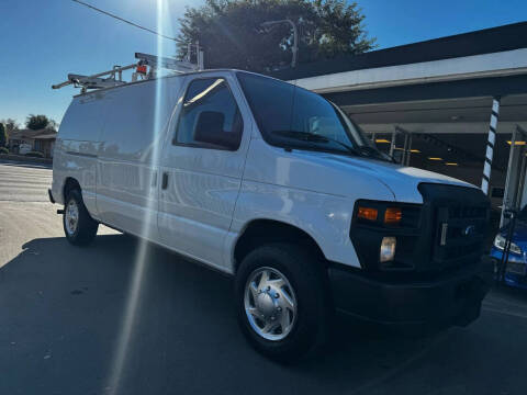 2013 Ford E-Series E-150