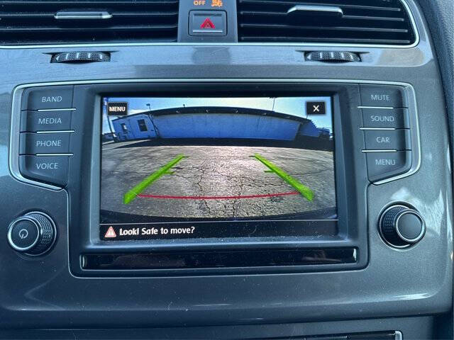 2016 Volkswagen e-Golf SE