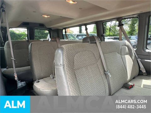 2025 Chevrolet Express LT 3500