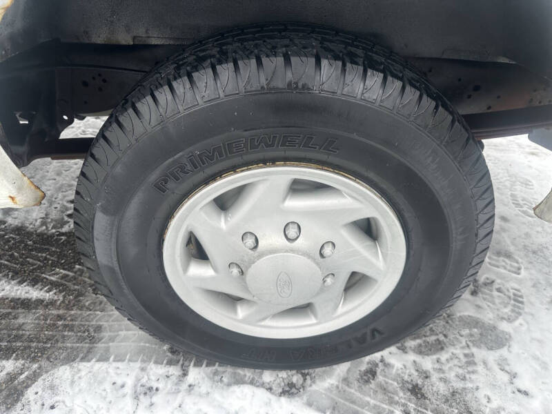 2009 Ford E-Series E-250