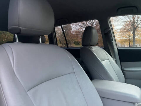 2008 Toyota Highlander Sport