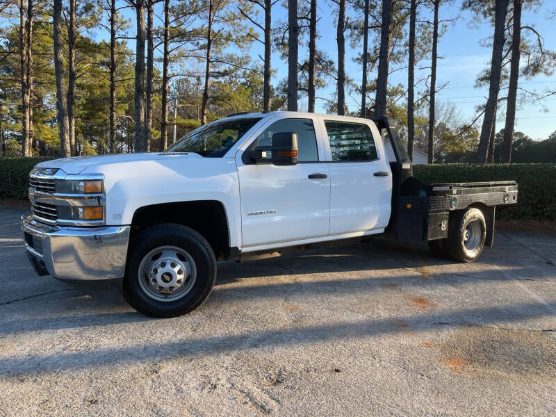 2015 Chevrolet Silverado 3500HD CC for sale at SELECTIVE Cars & Trucks in Woodstock GA