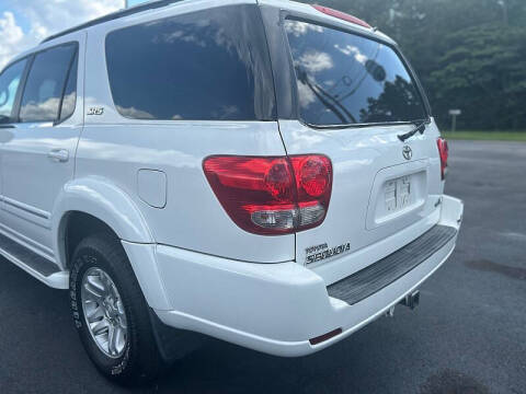 2005 Toyota Sequoia SR5