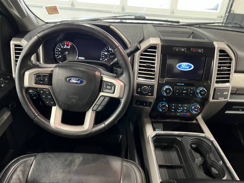 2017 Ford F-350 Super Duty Lariat