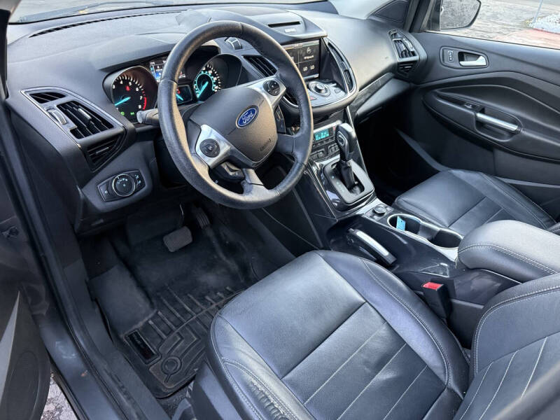 2014 Ford Escape Titanium