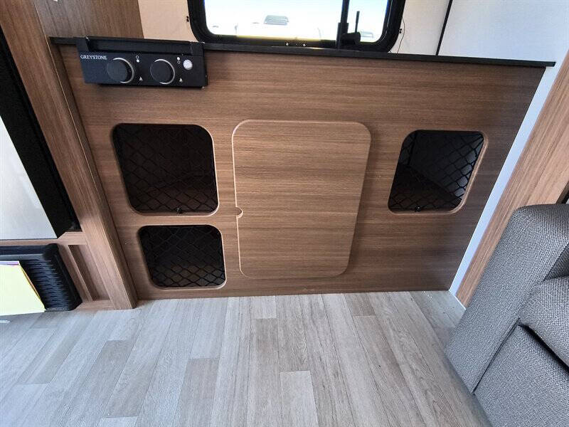 2026 Keystone RV REIGN 19RK