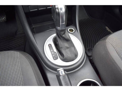 2018 Volkswagen Beetle 2.0T Coast