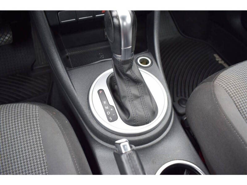 2018 Volkswagen Beetle 2.0T Coast