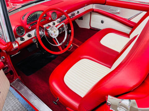 1956 Ford Thunderbird