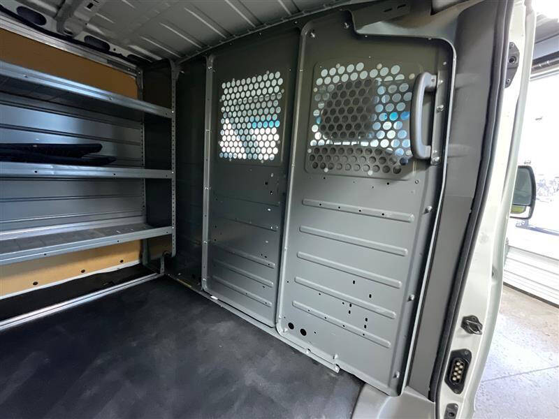 2016 Nissan NV 1500 S