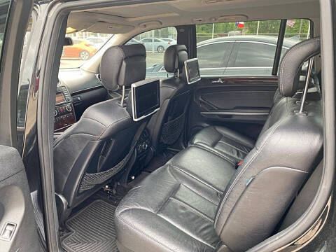 2009 Mercedes-Benz GL-Class GL 550 4MATIC