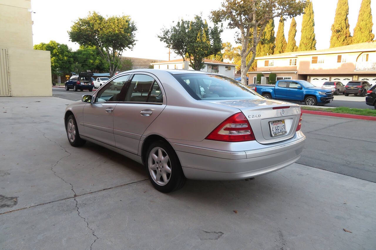 2003 Mercedes-Benz C-Class for sale at The Car Vendor LLC in Bellflower, CA