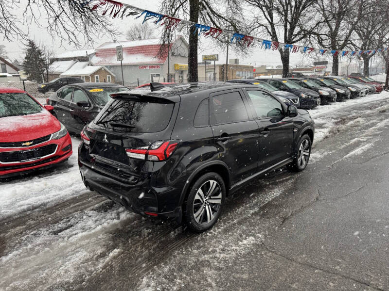2020 Mitsubishi Outlander Sport SE
