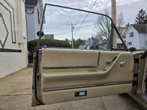 1966 Ford Thunderbird