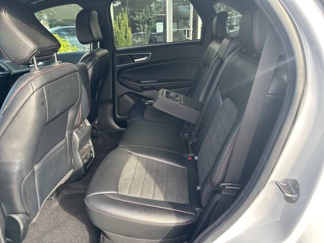 2022 Ford Edge ST-Line