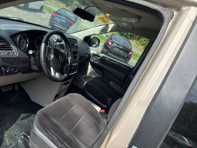 2013 Dodge Grand Caravan SE