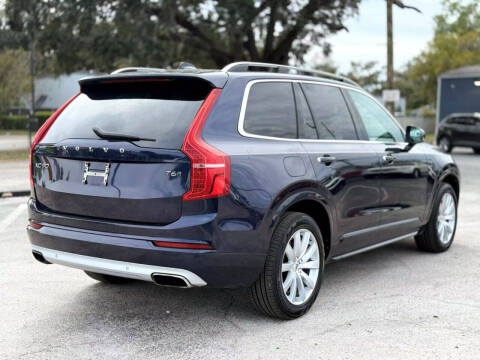 2016 Volvo XC90 T6 Momentum