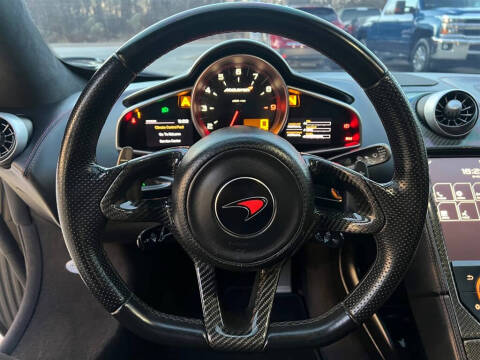 2012 McLaren MP4-12C