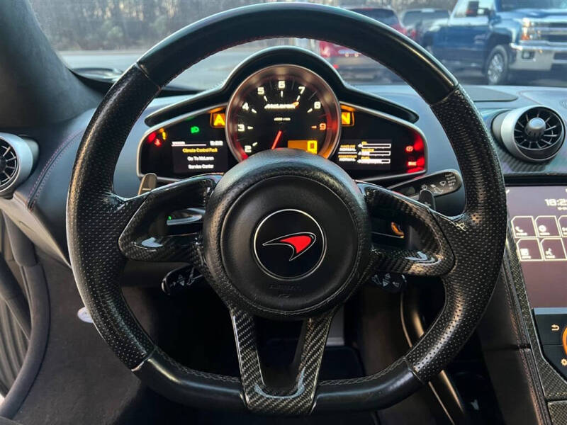 2012 McLaren MP4-12C