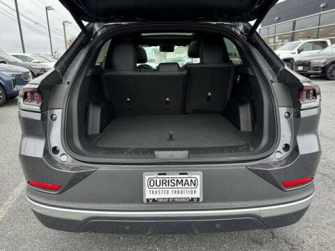 2025 VinFast VF8 Plus