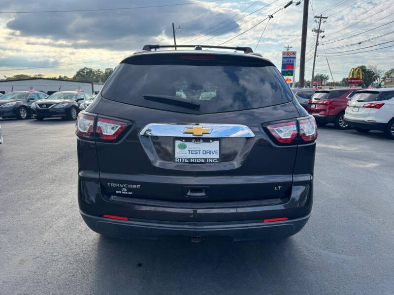 2017 Chevrolet Traverse LT