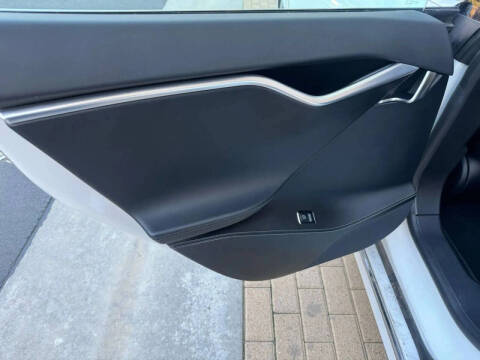 2017 Tesla Model S 75