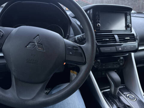 2024 Mitsubishi Eclipse Cross ES