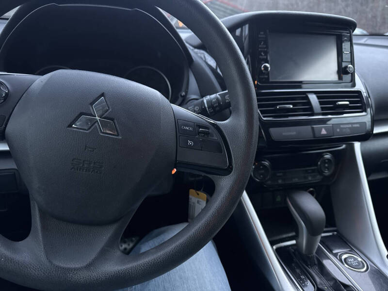 2024 Mitsubishi Eclipse Cross ES