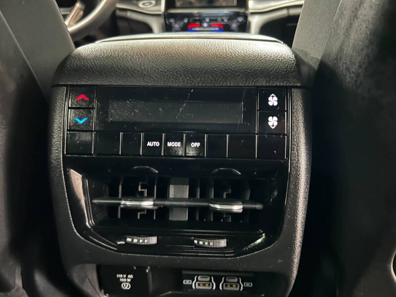 2023 Jeep Grand Cherokee L