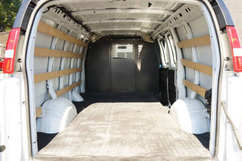 2024 Chevrolet Express 2500