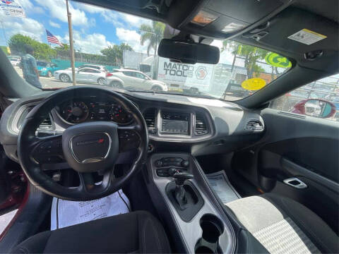 2023 Dodge Challenger SXT