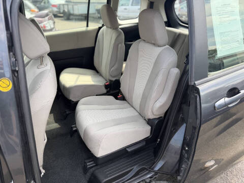 2015 Mazda MAZDA5 Sport