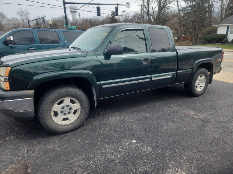 2005 Chevrolet Silverado 1500 for sale at Maximum Auto Group II INC in Cortland OH