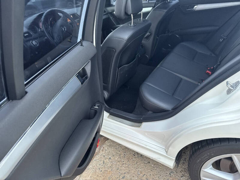 2010 Mercedes-Benz C-Class C 300 Luxury