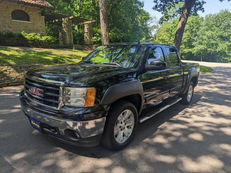 2007 GMC Sierra 1500 for sale at Advantage Auto Sales & Imports Inc in Loves Park IL