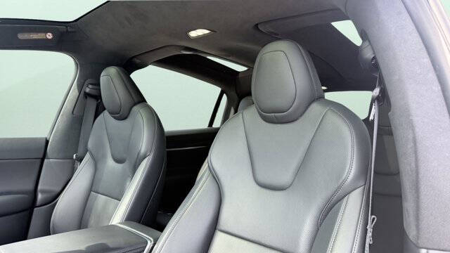 2022 Tesla Model X Plaid