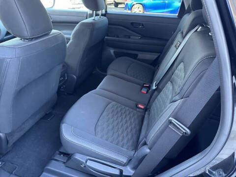 2024 Nissan Pathfinder S