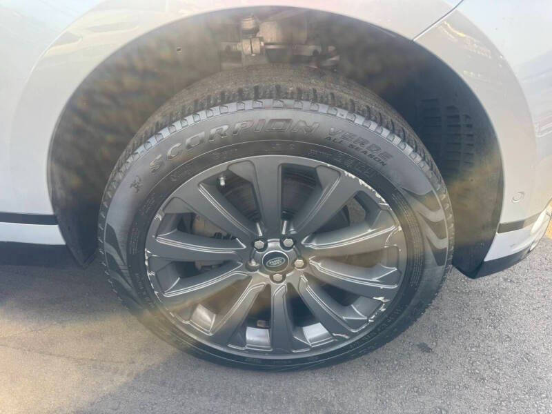 2018 Land Rover Range Rover Velar P380 R-Dynamic SE