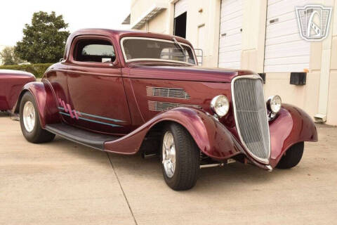 1933 Ford Model 18