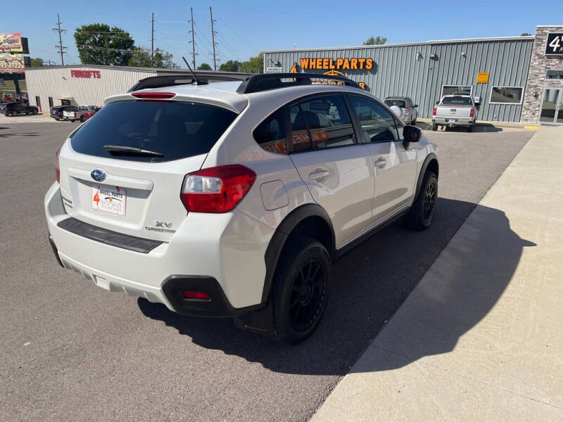 2015 Subaru XV Crosstrek Limited photo 5