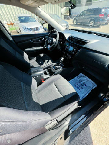 2017 Nissan Rogue S