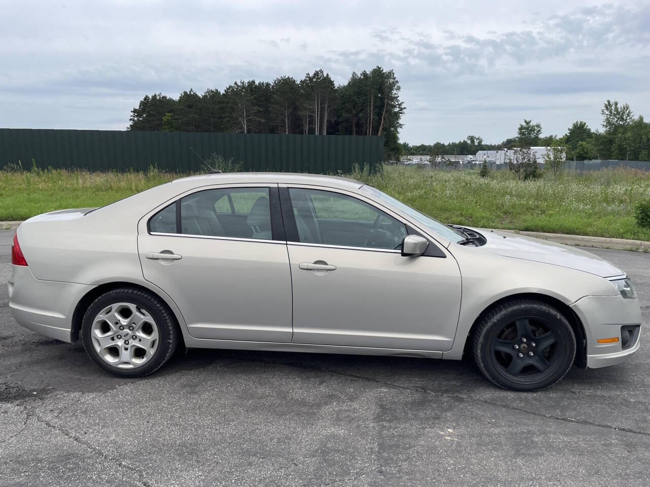 2010 Ford Fusion for sale at Twin Cities Auctions in Elk River, MN