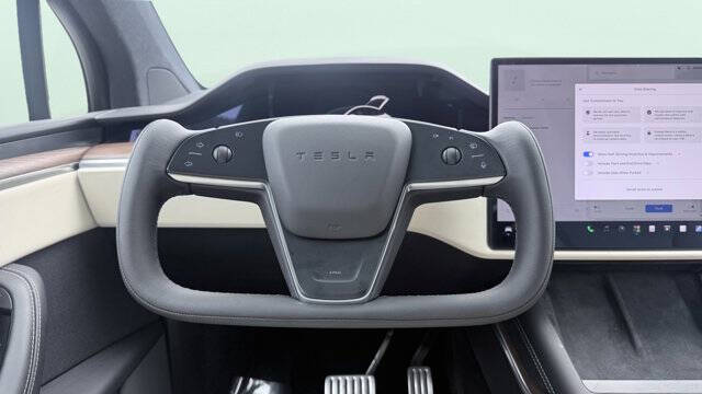 2023 Tesla Model X Standard Range